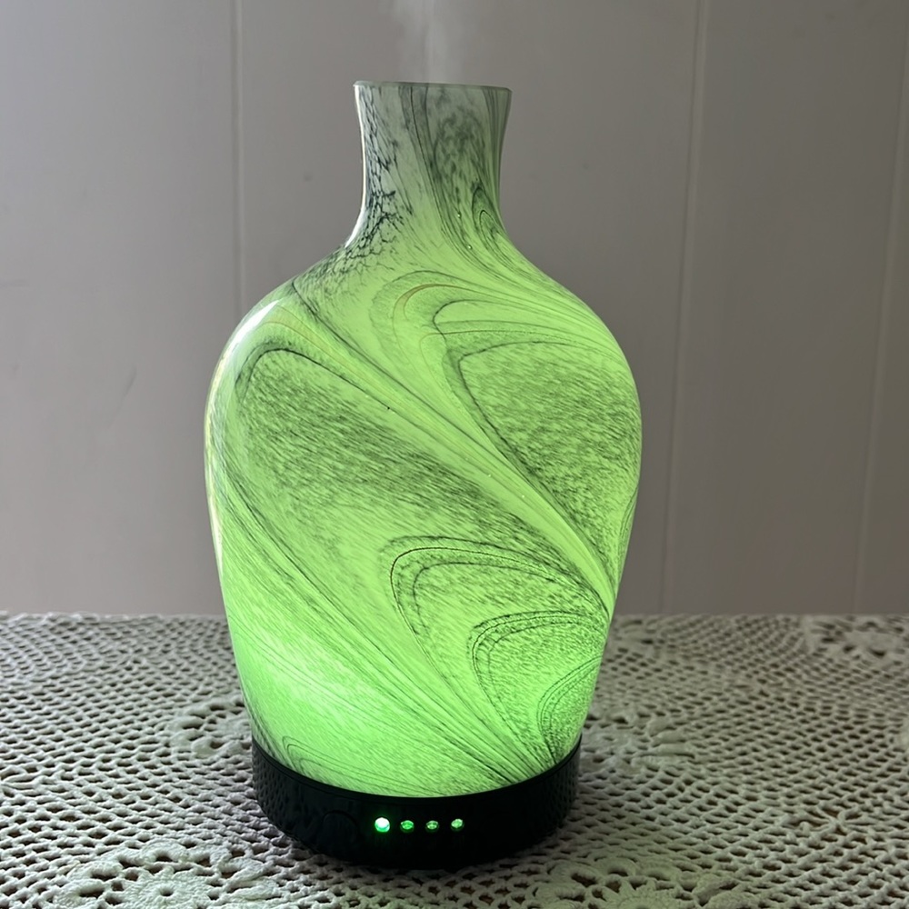 MARBLE ARTESIAN GLASS ESSENTIAL OIL DIFFUSER